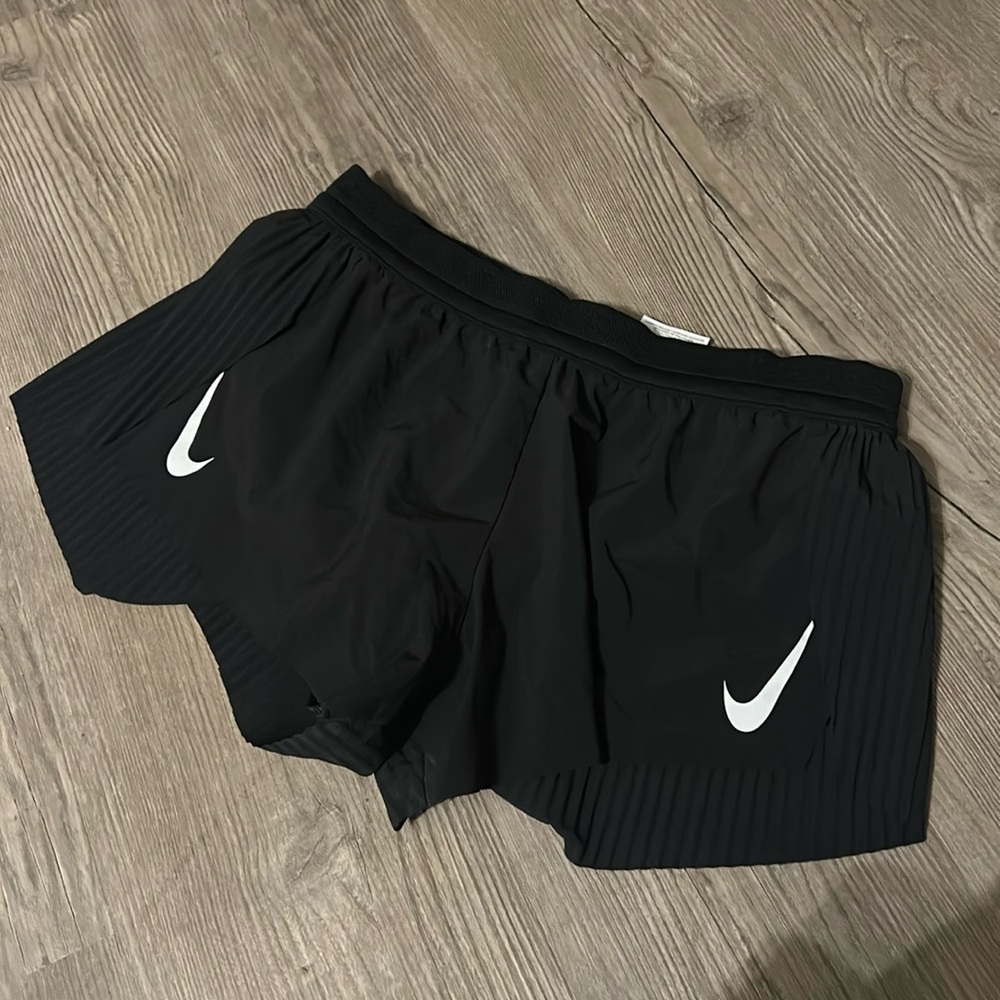 Nike Aeroswift running short
